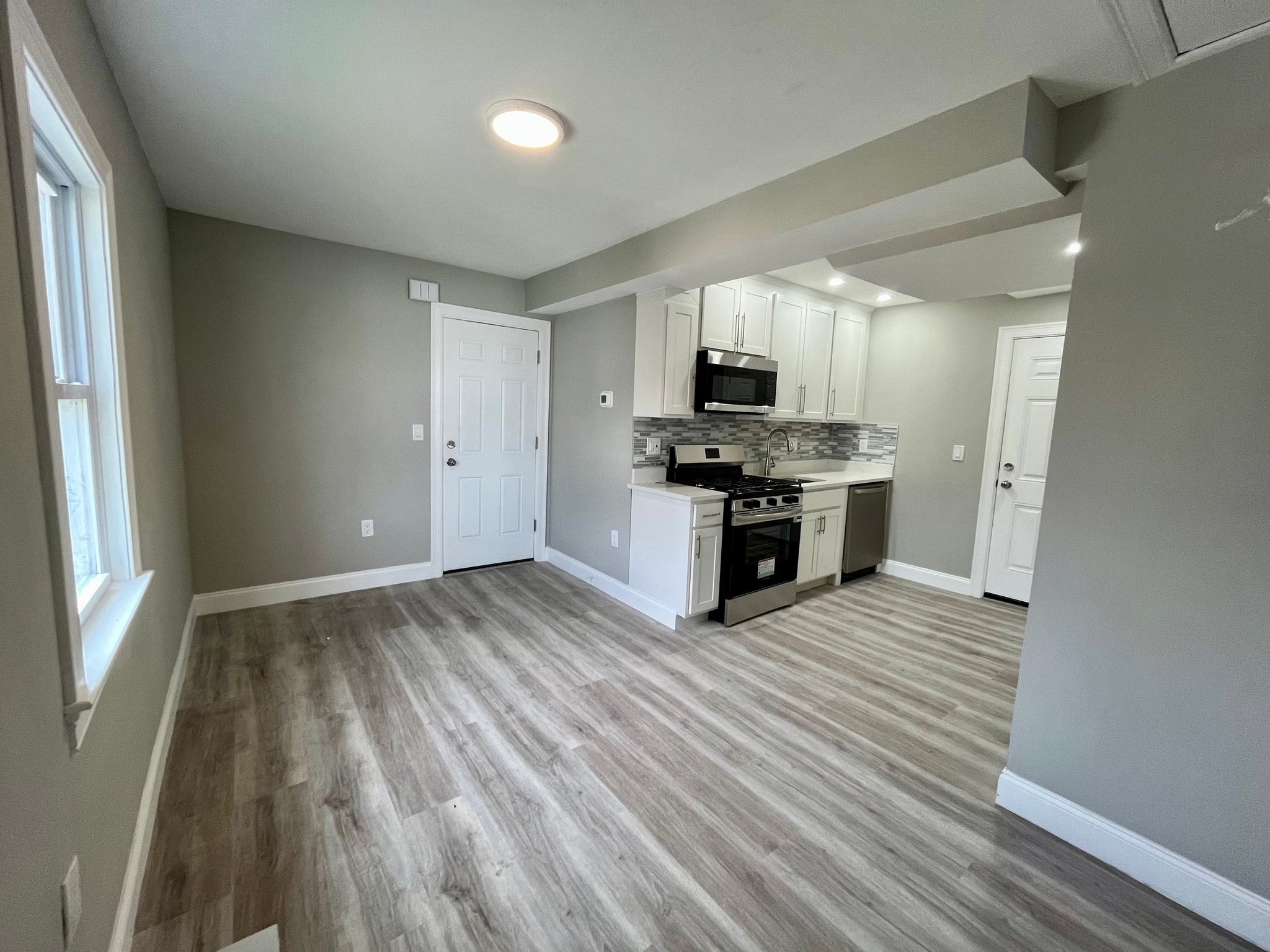 Photo of 103 Felton St, Waltham, MA