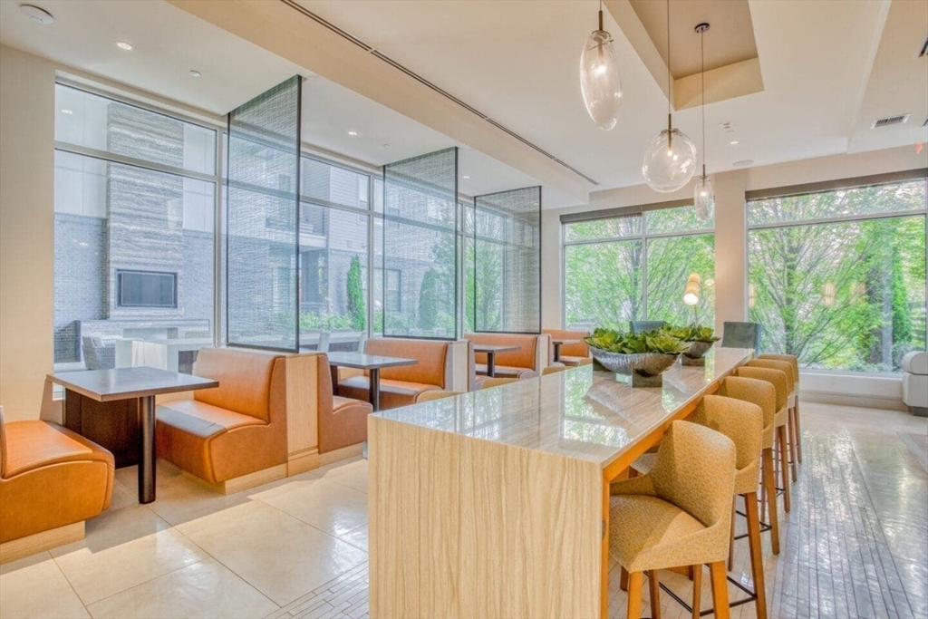 Medford, Massachusetts 02155, United States, 1 Bedroom Bedrooms, ,1 BathroomBathrooms,Residential,Active,180272