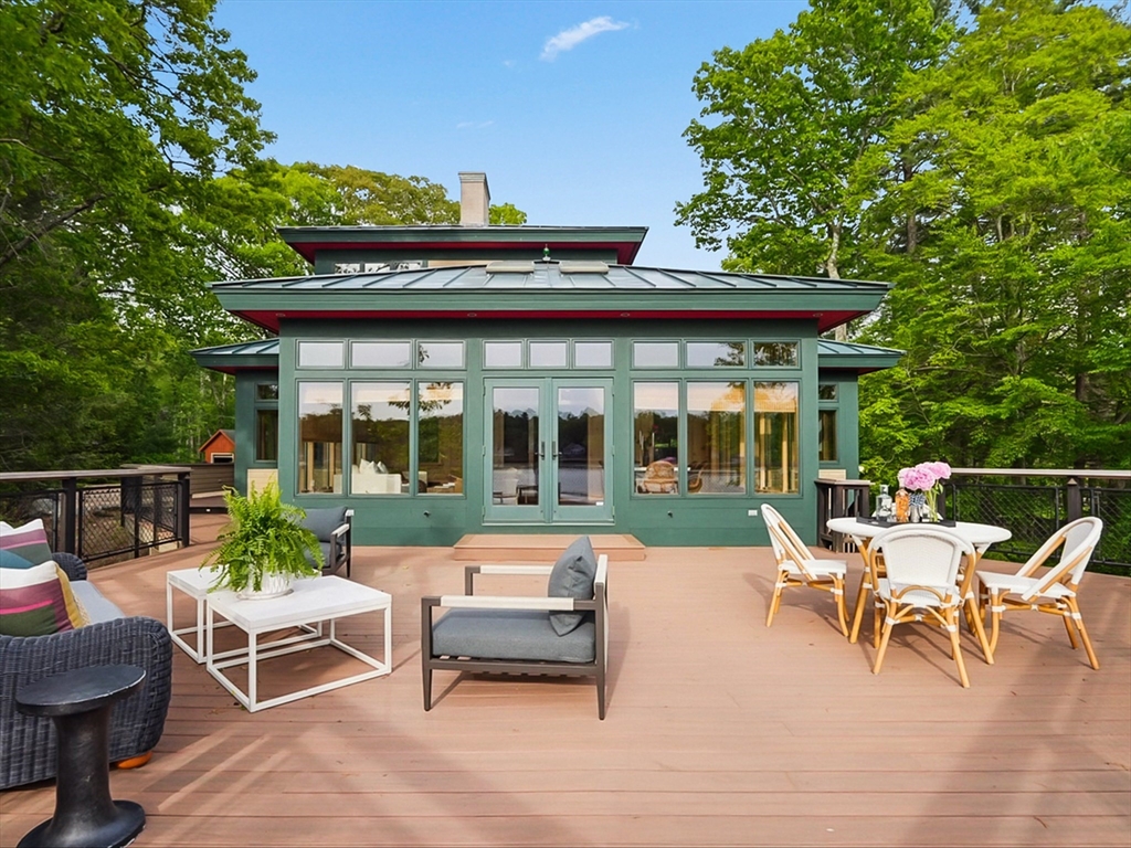 220 Hemlock Path