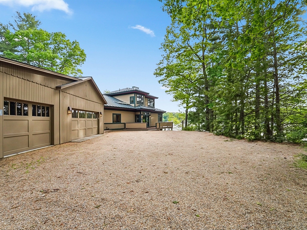220 Hemlock Path