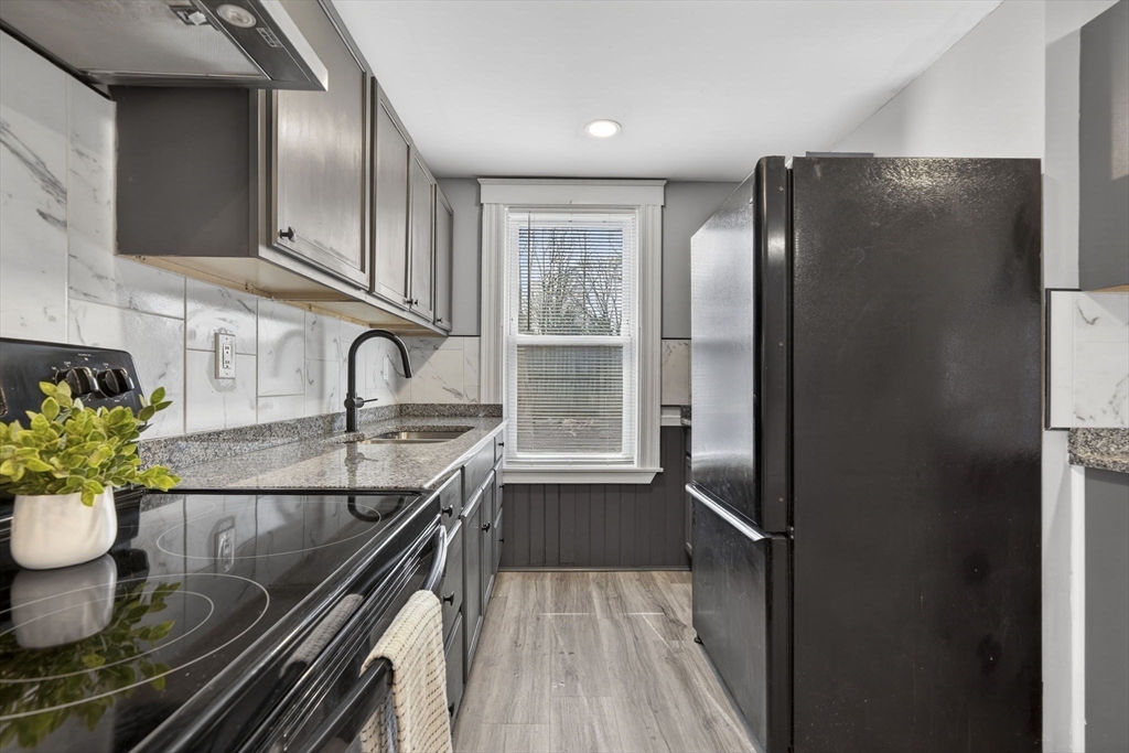 22 Maple St
