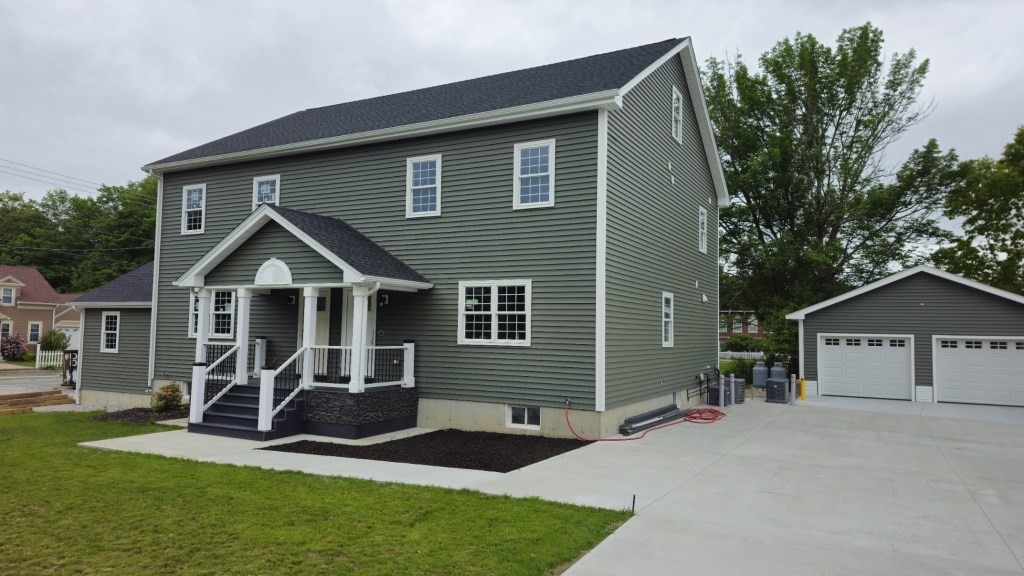 65 Oakland Ave -