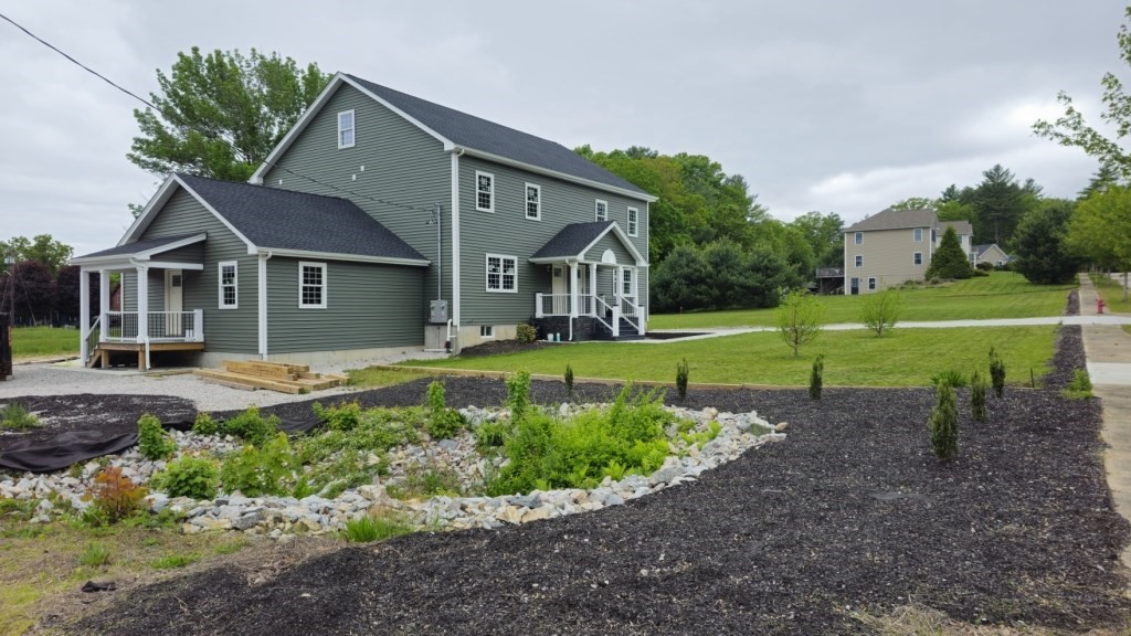 65 Oakland Ave -