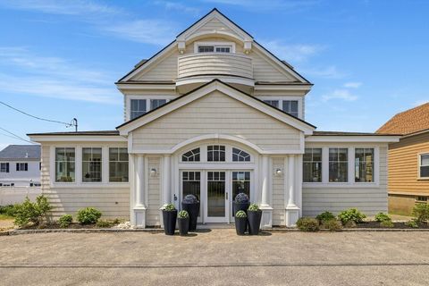 Photo of 12 Commonwealth Ave, Salisbury, MA 01952 (MLS # 73522996)