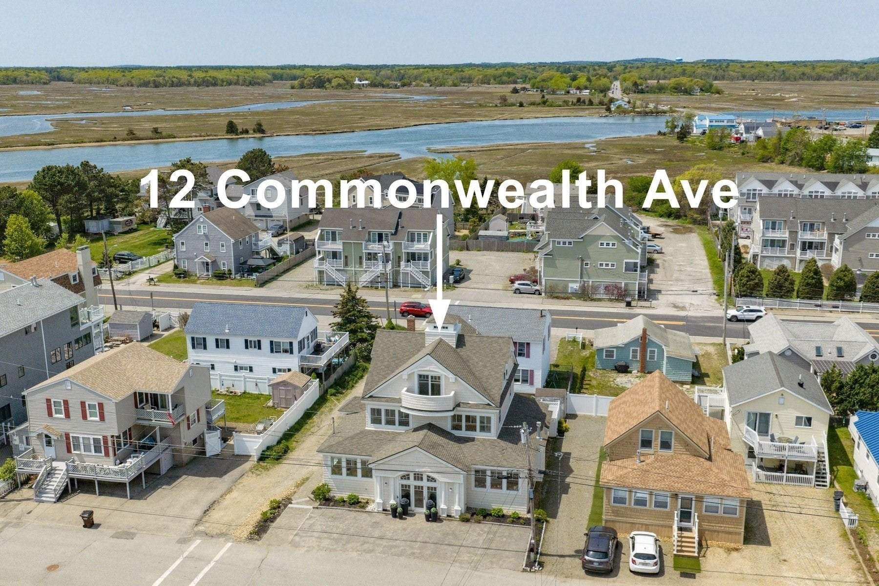 12 Commonwealth Ave