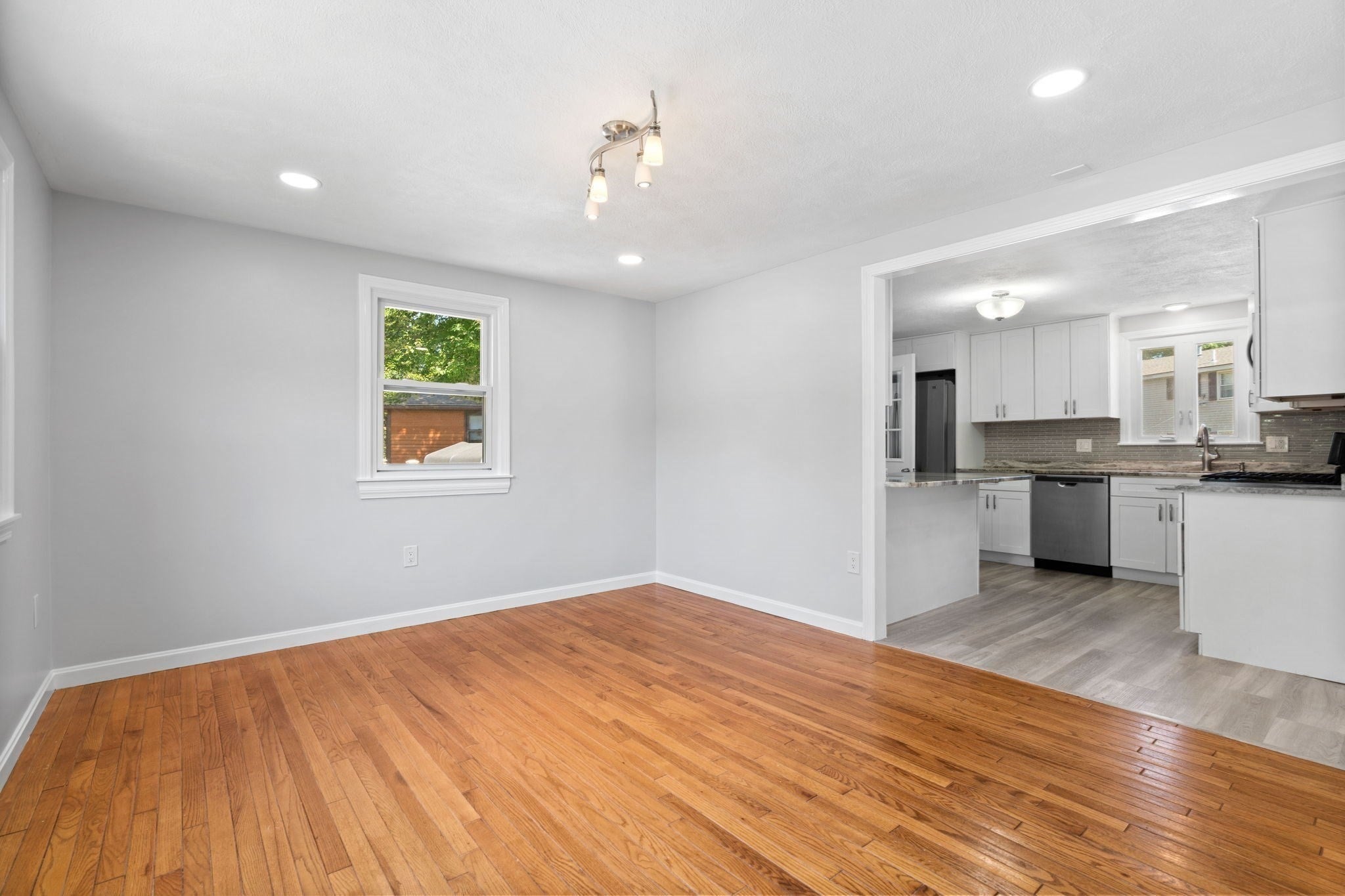 2 Ash St, Amesbury, MA, 2 Ash St, Amesbury, MA Photo #16