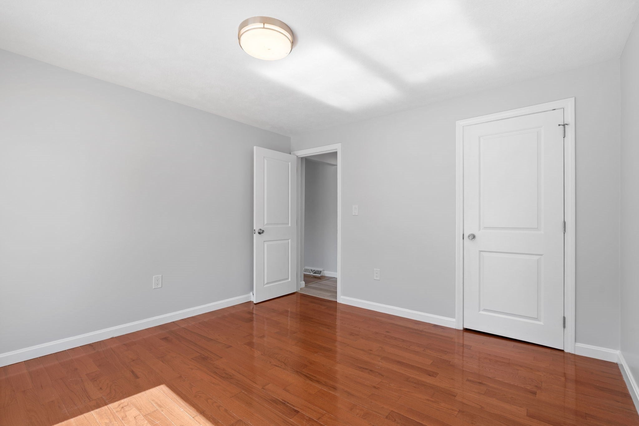 2 Ash St, Amesbury, MA, 2 Ash St, Amesbury, MA Photo #35