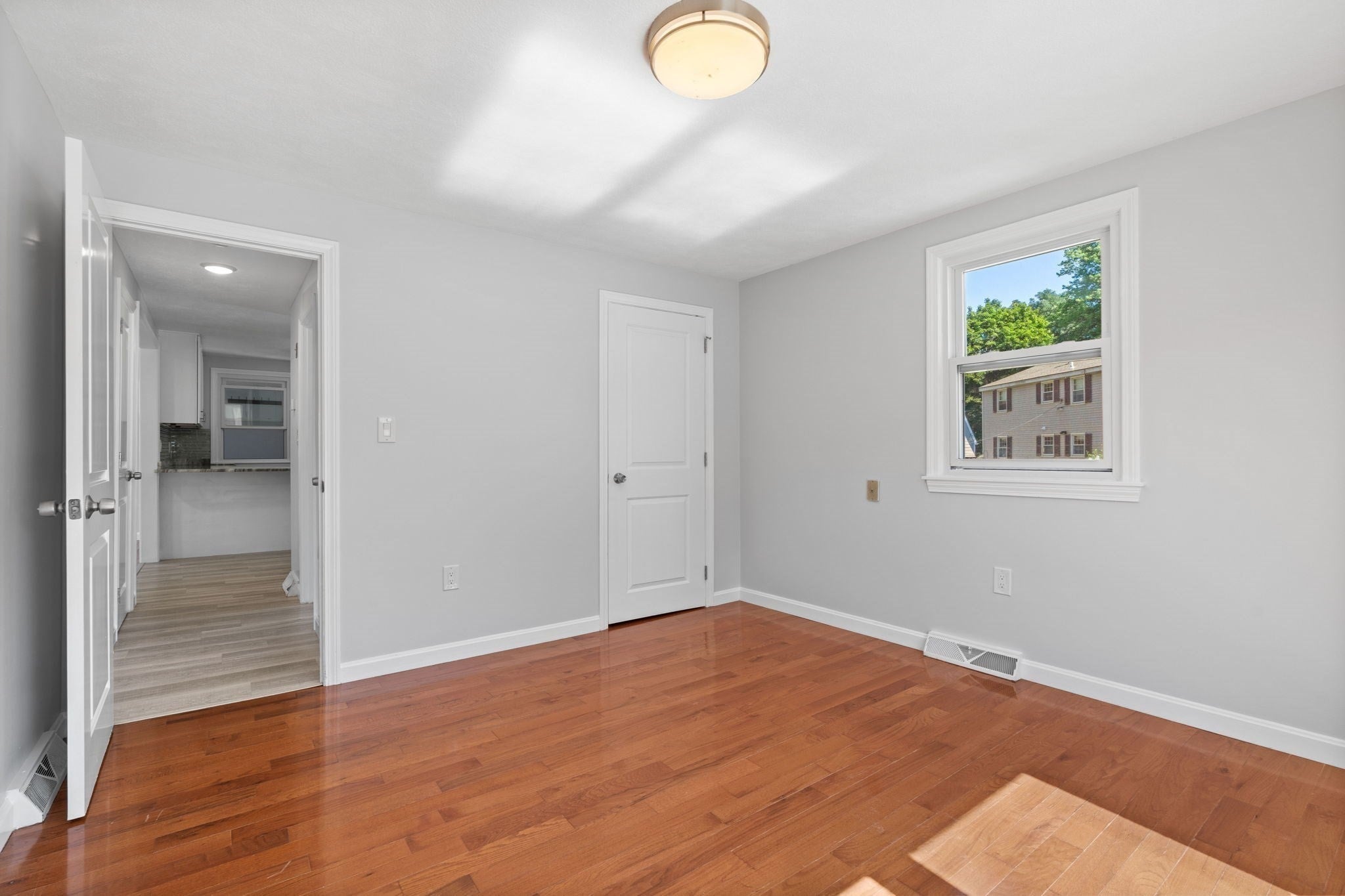 2 Ash St, Amesbury, MA, 2 Ash St, Amesbury, MA Photo #18
