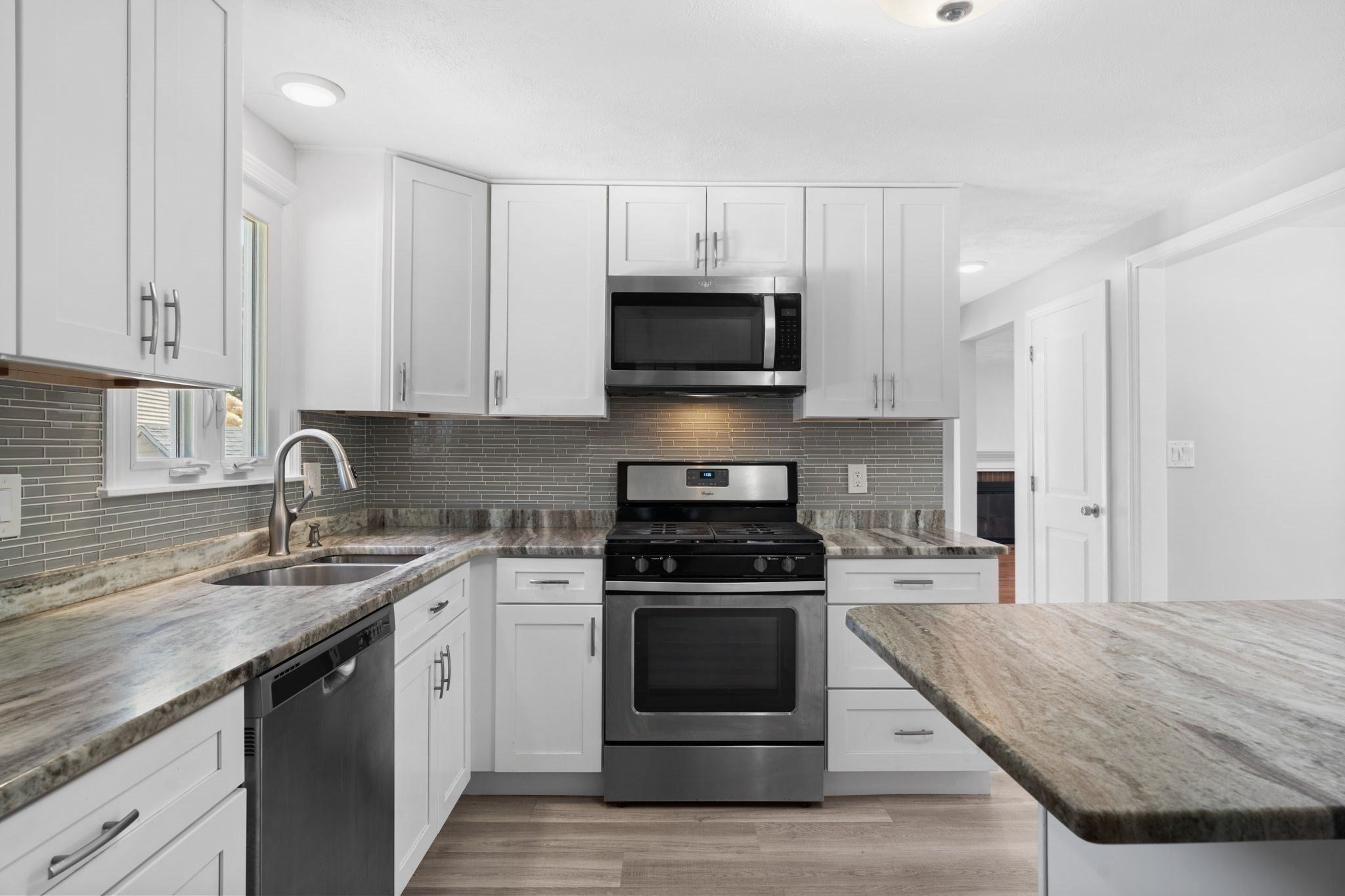 2 Ash St, Amesbury, MA, 2 Ash St, Amesbury, MA Photo #11