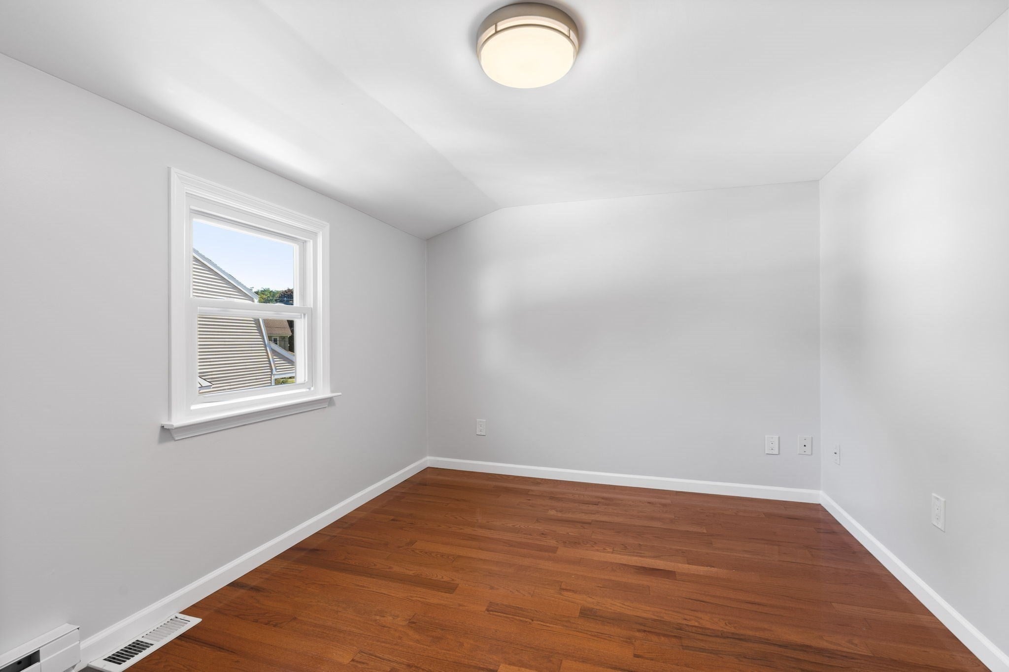 2 Ash St, Amesbury, MA, 2 Ash St, Amesbury, MA Photo #34