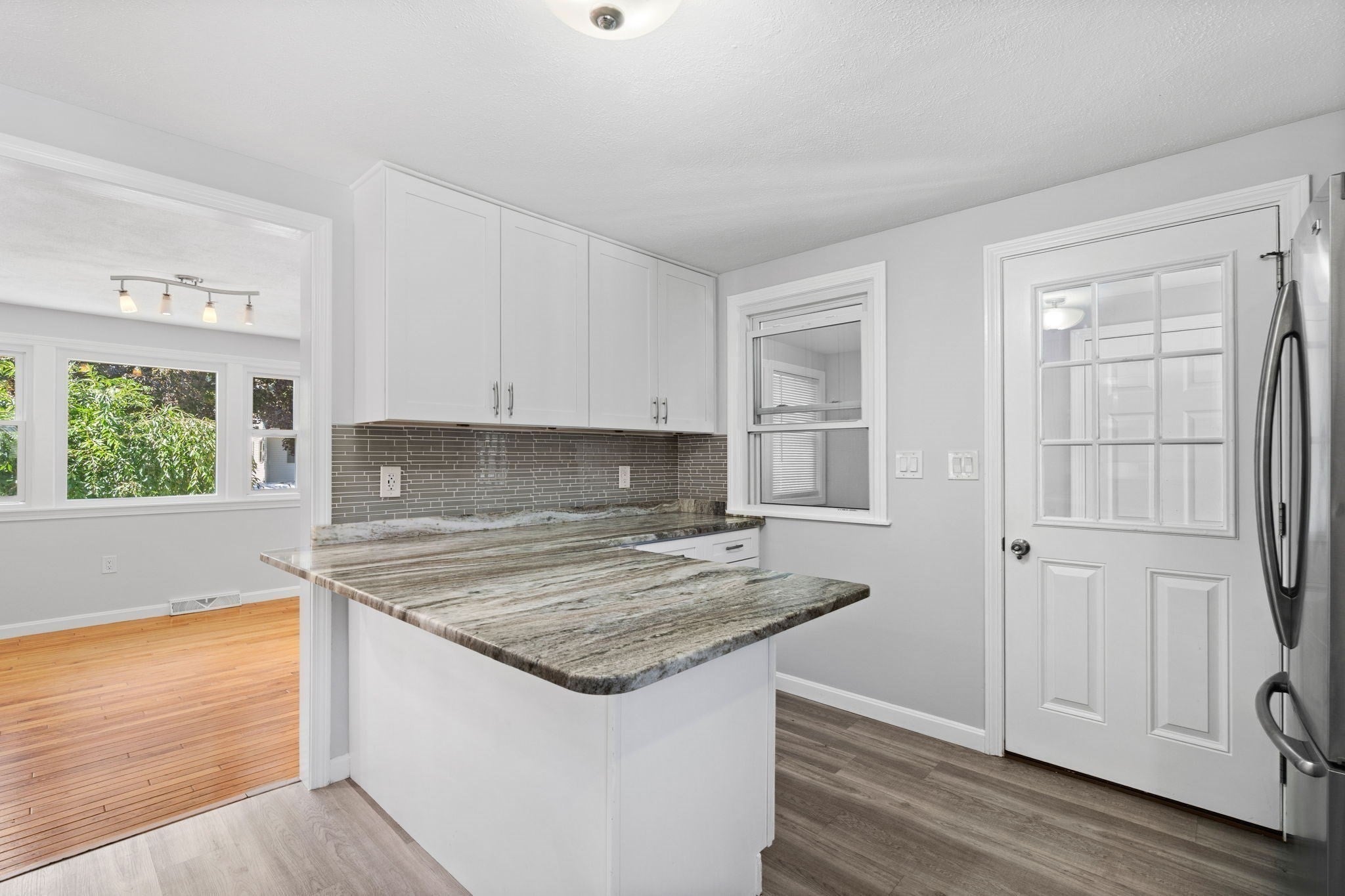 2 Ash St, Amesbury, MA, 2 Ash St, Amesbury, MA Photo #15