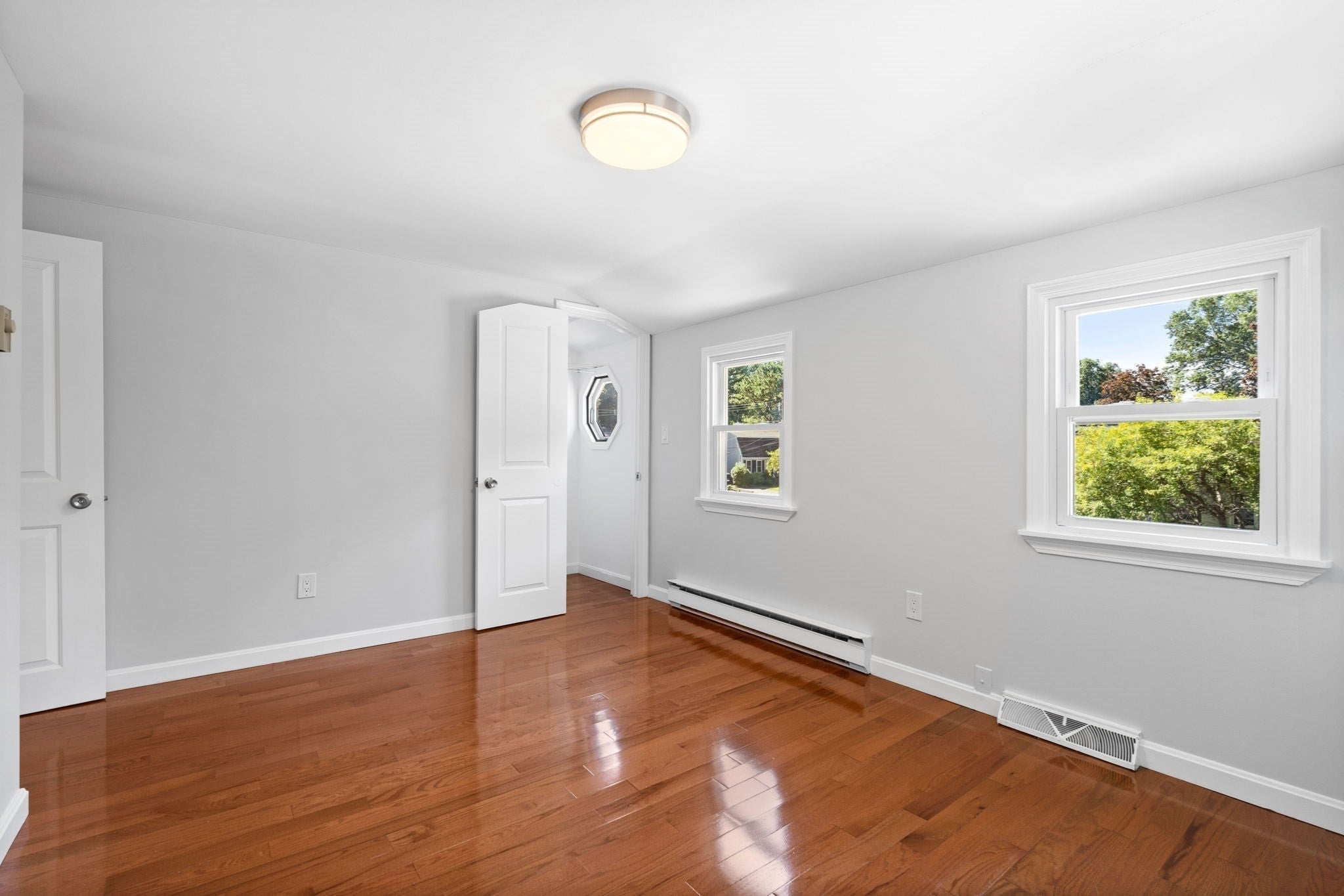 2 Ash St, Amesbury, MA, 2 Ash St, Amesbury, MA Photo #28