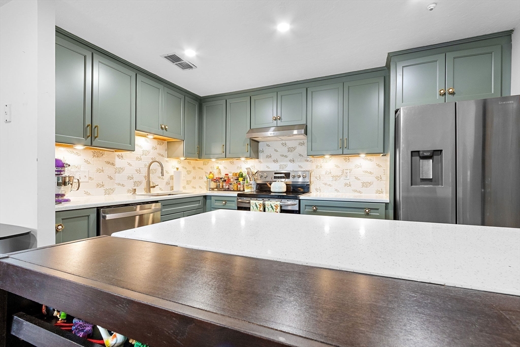 350 Neponset ST #M, Canton, MA Photo #12