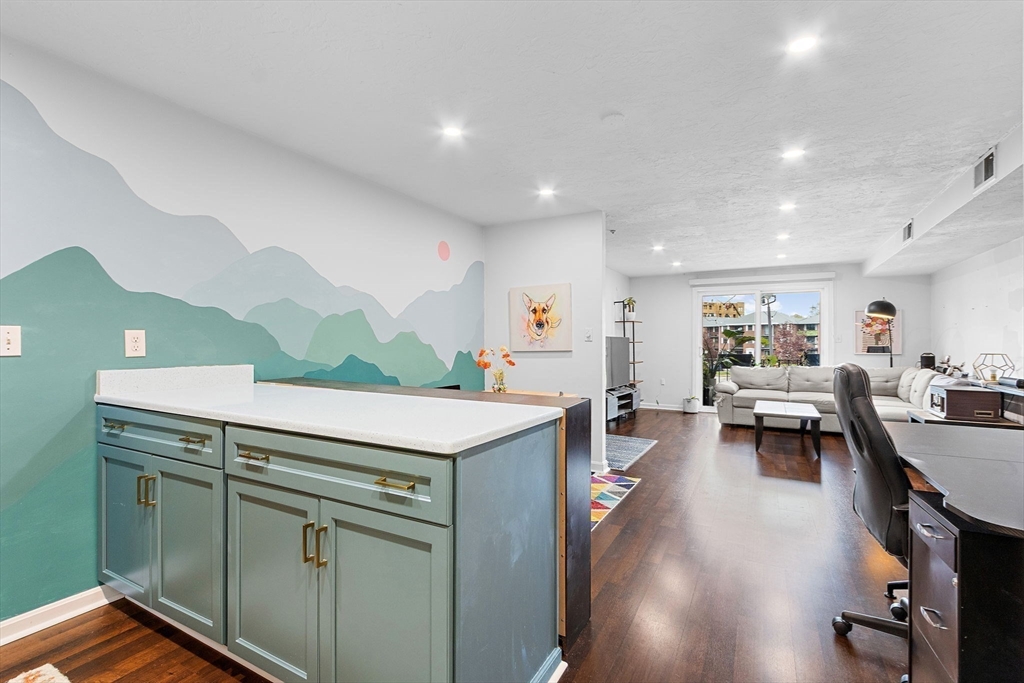 350 Neponset ST #M, Canton, MA Photo #24