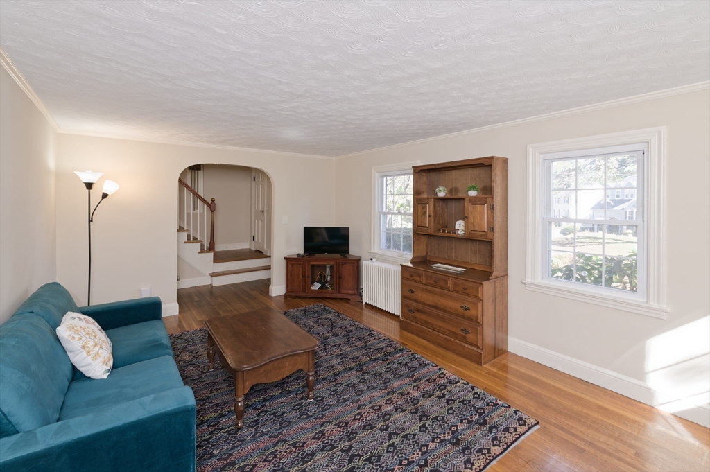 3 Lancaster St