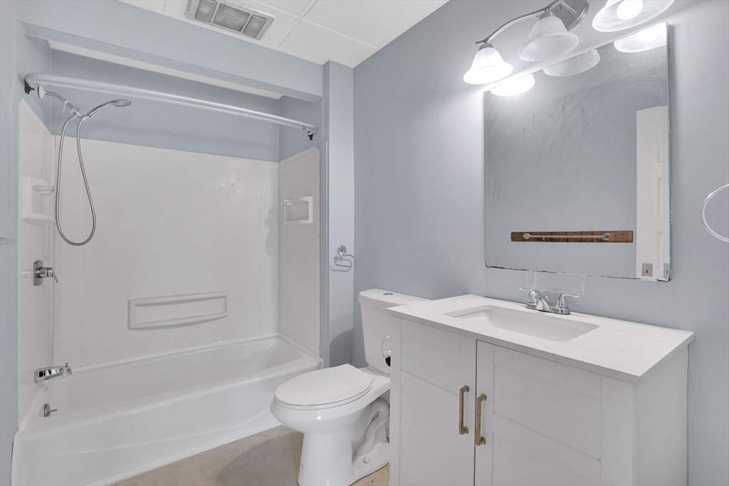13-15 Wigwam Pl, Springfield, MA, 13-15 Wigwam Pl, Springfield, MA Photo #13