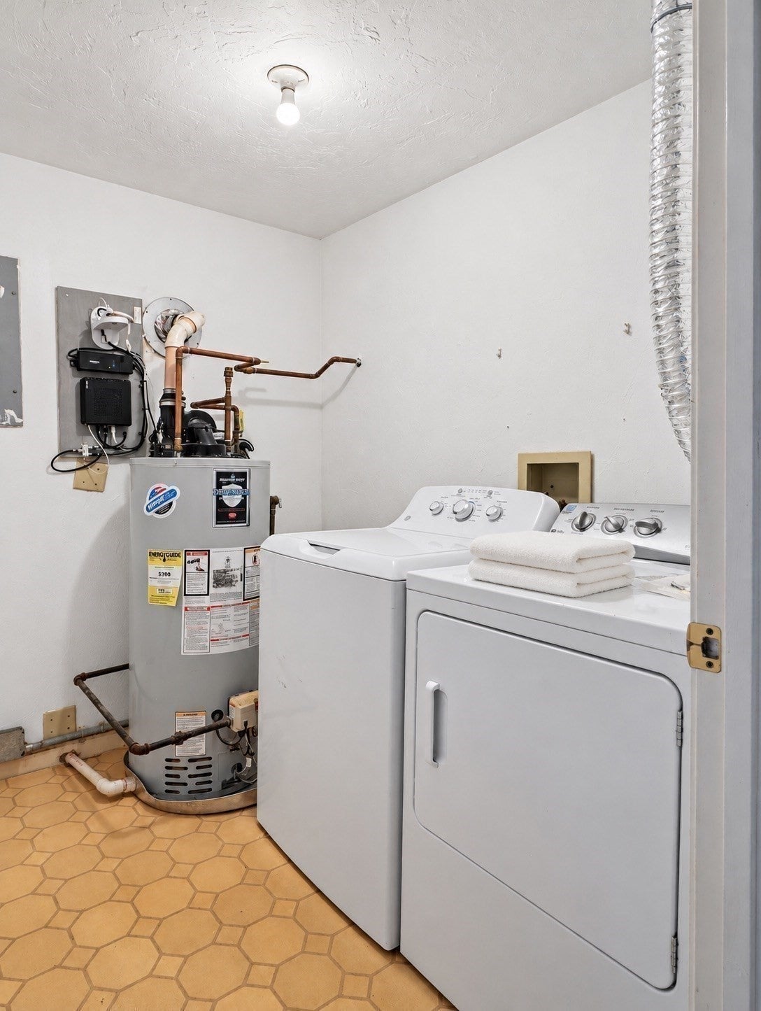 180 Cadish Avenue #8, Hull, MA Photo #27