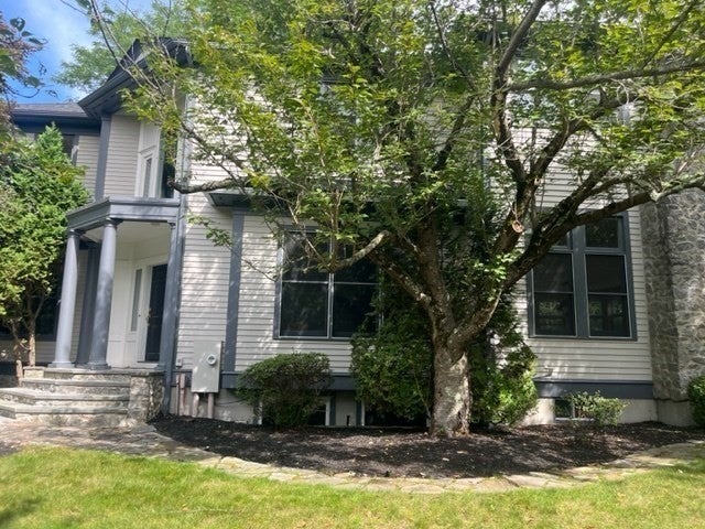 22 Beacon Heights, Newton, MA, 22 Beacon Heights, Newton, MA Photo #2