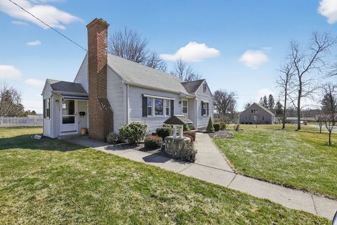 74 Granville St Holyoke MA 01040