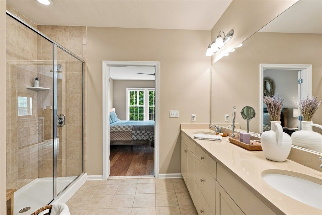65 Brooksmont Dr #15, Holliston, MA Photo #15