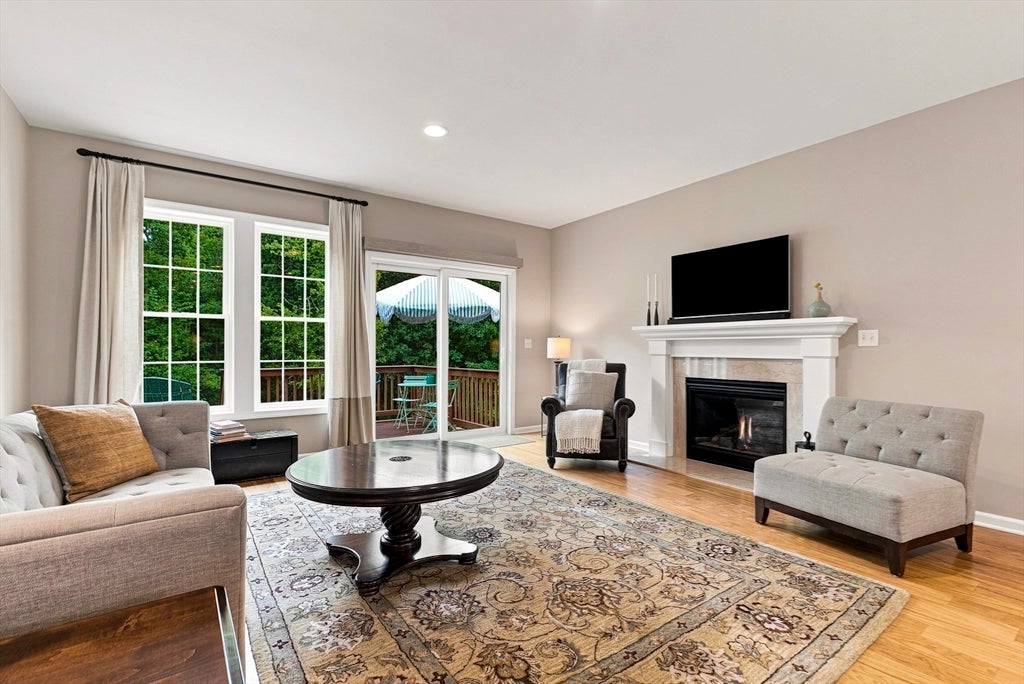 65 Brooksmont Dr #15, Holliston, MA Photo #11