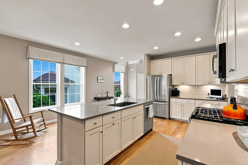 65 Brooksmont Dr #15, Holliston, MA Photo #7