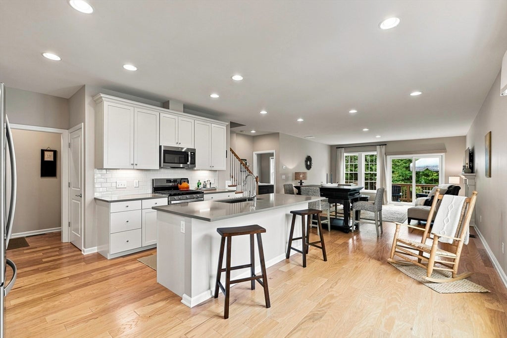 65 Brooksmont Dr #15, Holliston, MA Photo #5