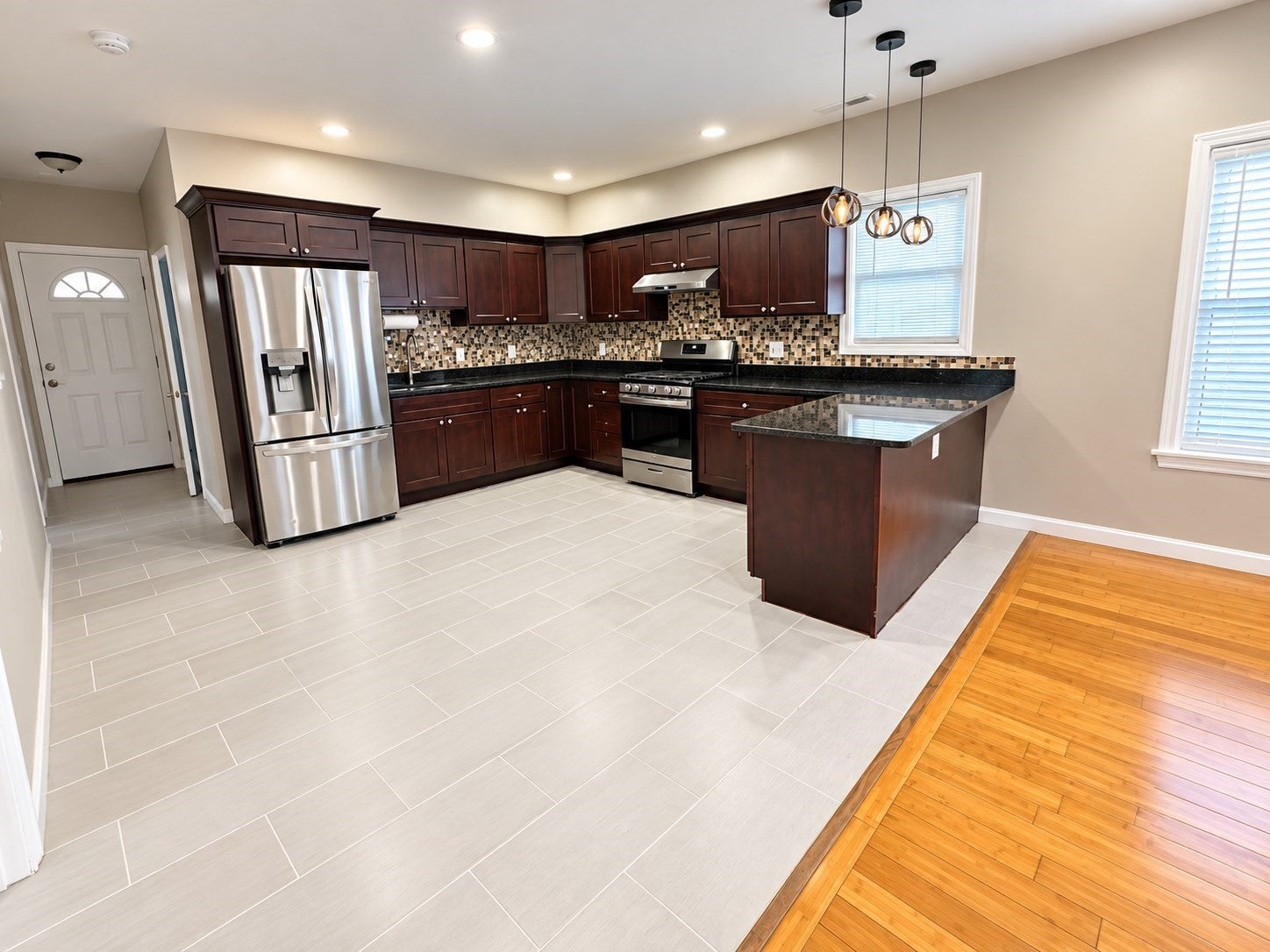 42 Perry AVE #2, Worcester, MA, 42 Perry AVE #2, Worcester, MA Photo #2