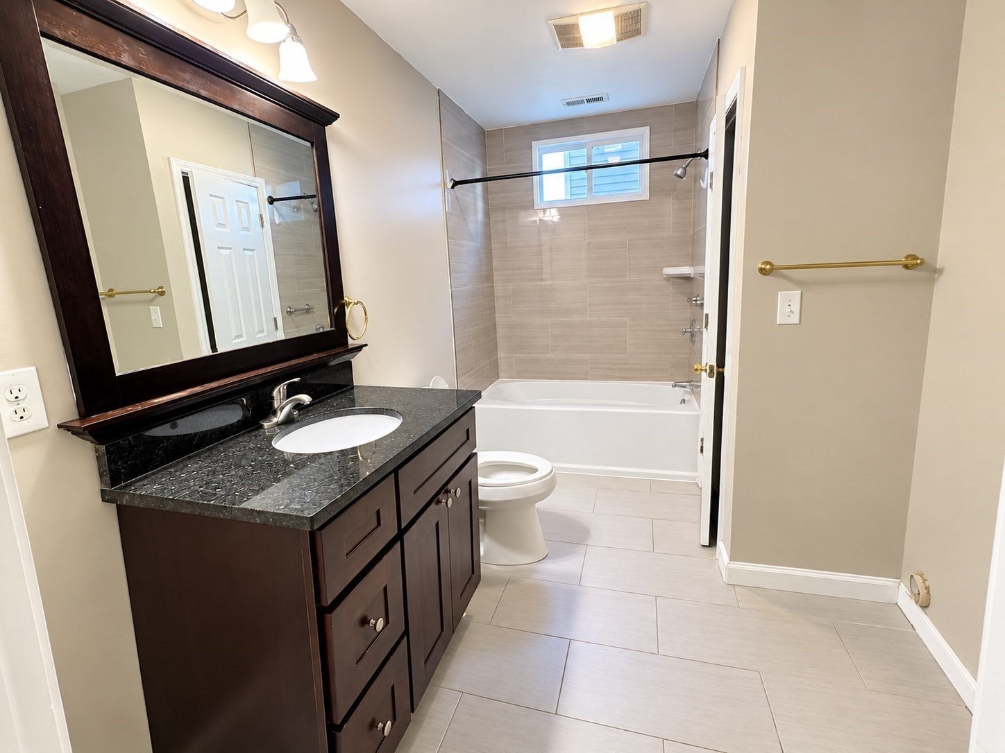 42 Perry AVE #2, Worcester, MA, 42 Perry AVE #2, Worcester, MA Photo #7