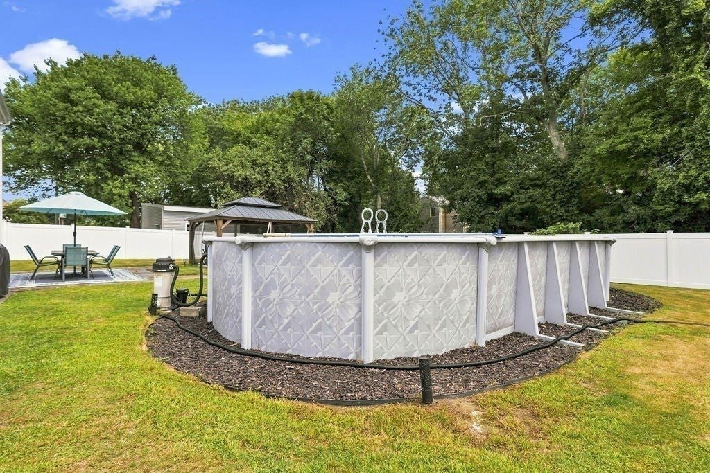 26 Paul Rd, Dartmouth, MA, 26 Paul Rd, Dartmouth, MA Photo #37