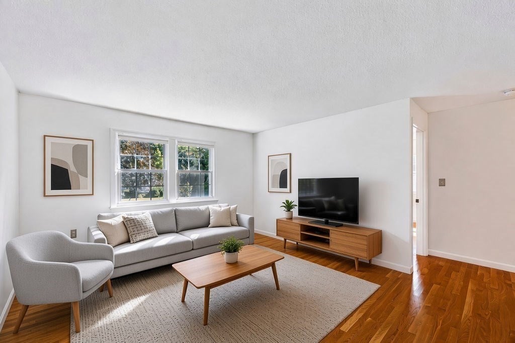 20 Beacon Ave #3, Newburyport, MA, 20 Beacon Ave #3, Newburyport, MA Photo #4