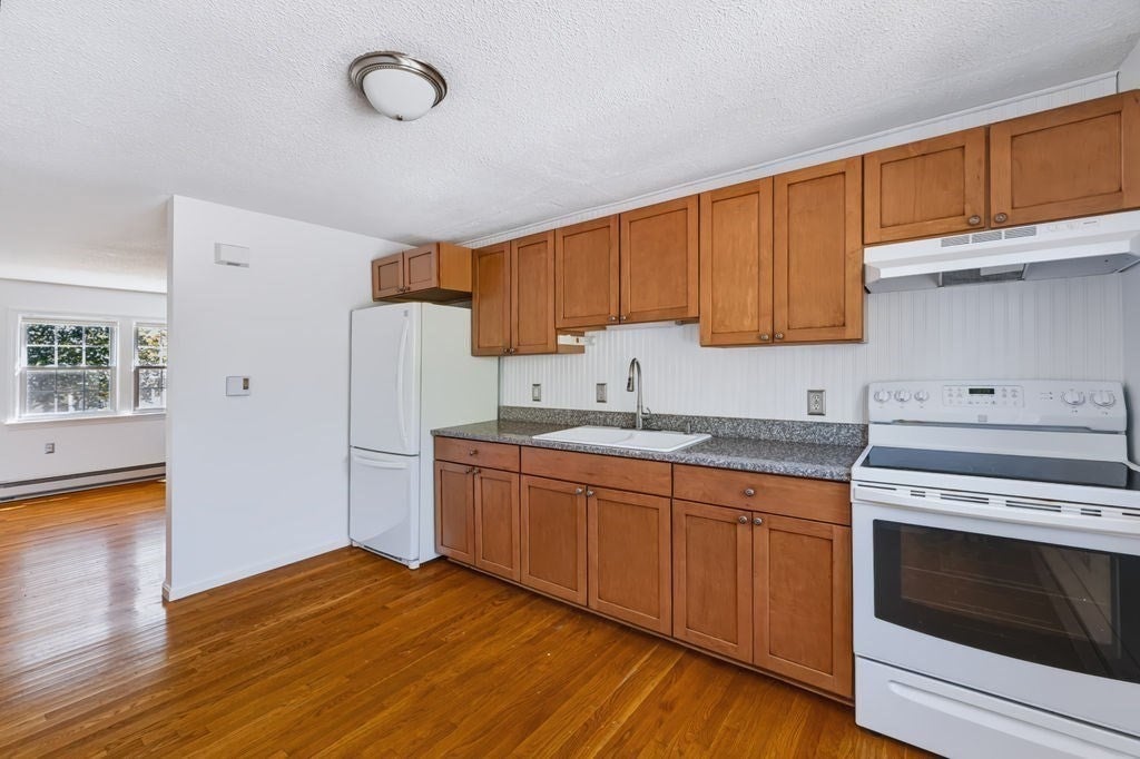 20 Beacon Ave #3, Newburyport, MA, 20 Beacon Ave #3, Newburyport, MA Photo #12