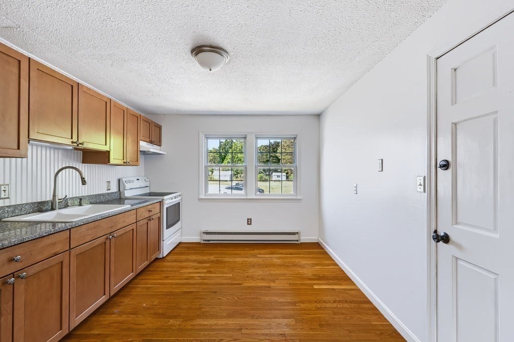 20 Beacon Ave #3, Newburyport, MA, 20 Beacon Ave #3, Newburyport, MA Photo #9