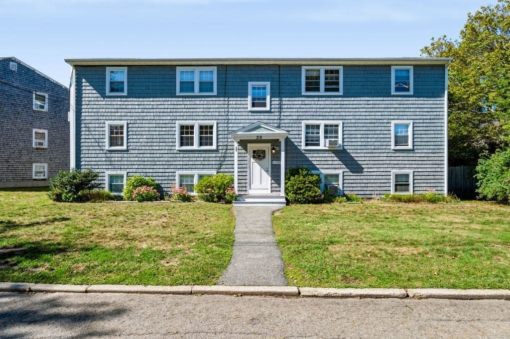 20 Beacon Ave #3, Newburyport, MA, 20 Beacon Ave #3, Newburyport, MA Photo #1