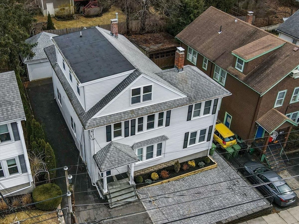 64 Bradford Rd