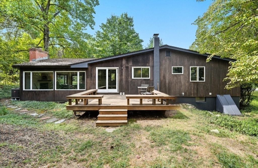 54 Minot Rd