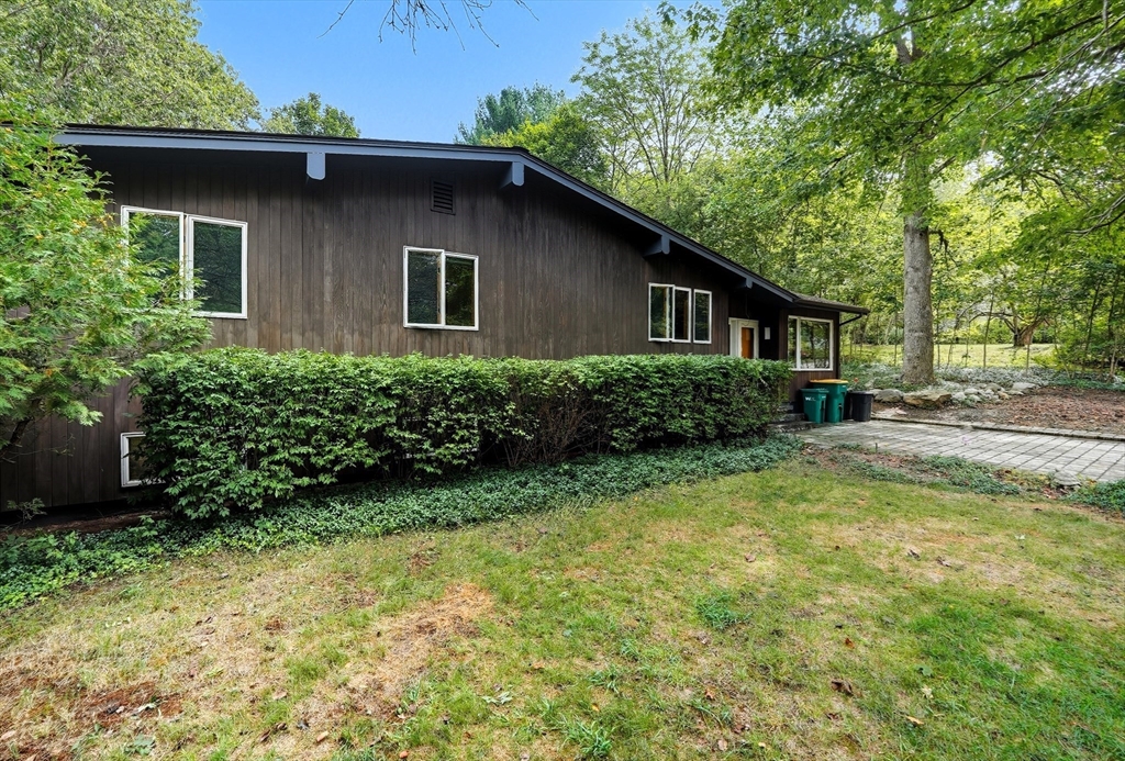54 Minot Rd