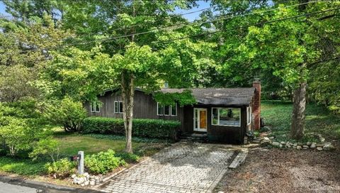 54 Minot Rd Concord MA 01742