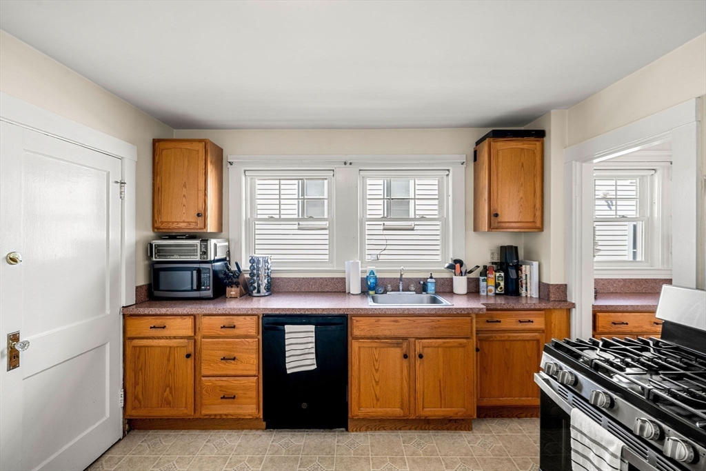 83-85 Cresthill Road, Boston, MA, 83-85 Cresthill Road, Boston, MA Photo #10