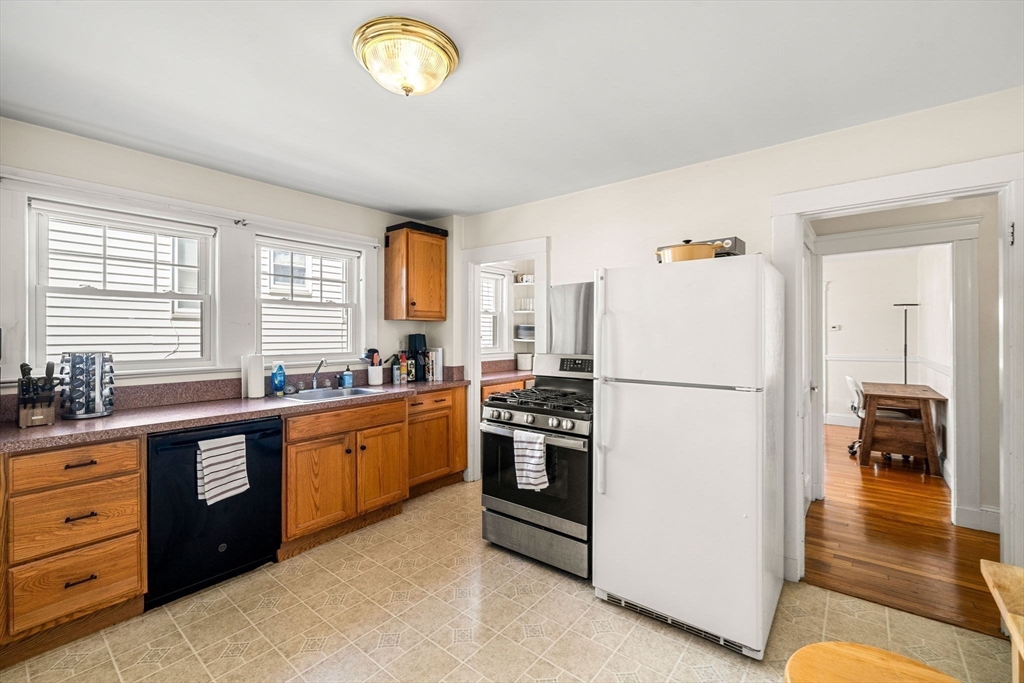 83-85 Cresthill Road, Boston, MA, 83-85 Cresthill Road, Boston, MA Photo #9
