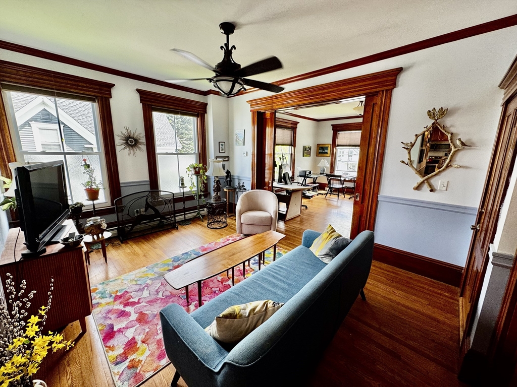 98 Pennacook St 4