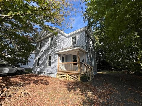 Photo of 20 Greenway St, Pittsfield, MA 01201 (MLS # 73437069)