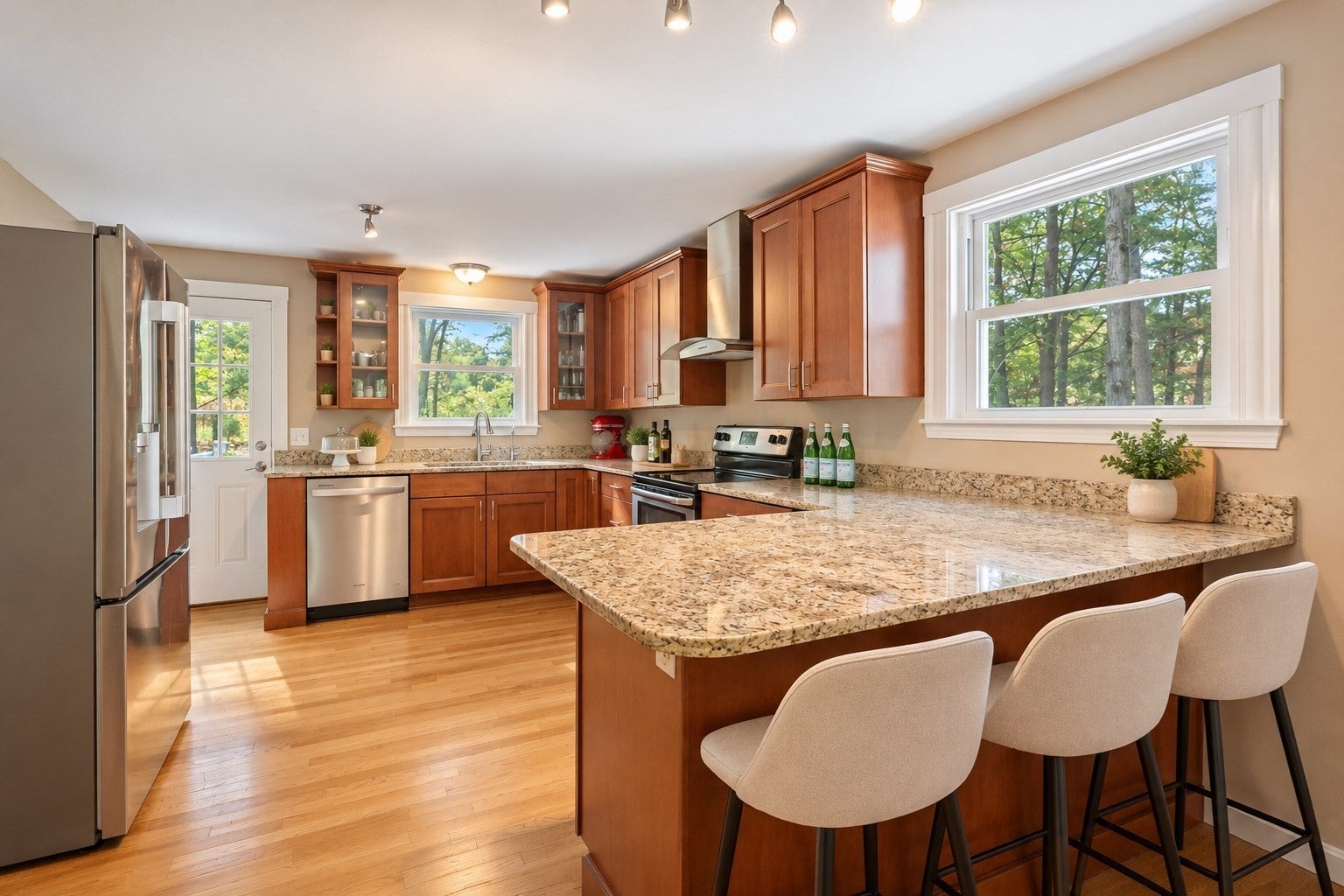 35 Pine St, Sharon, MA, 35 Pine St, Sharon, MA Photo #9