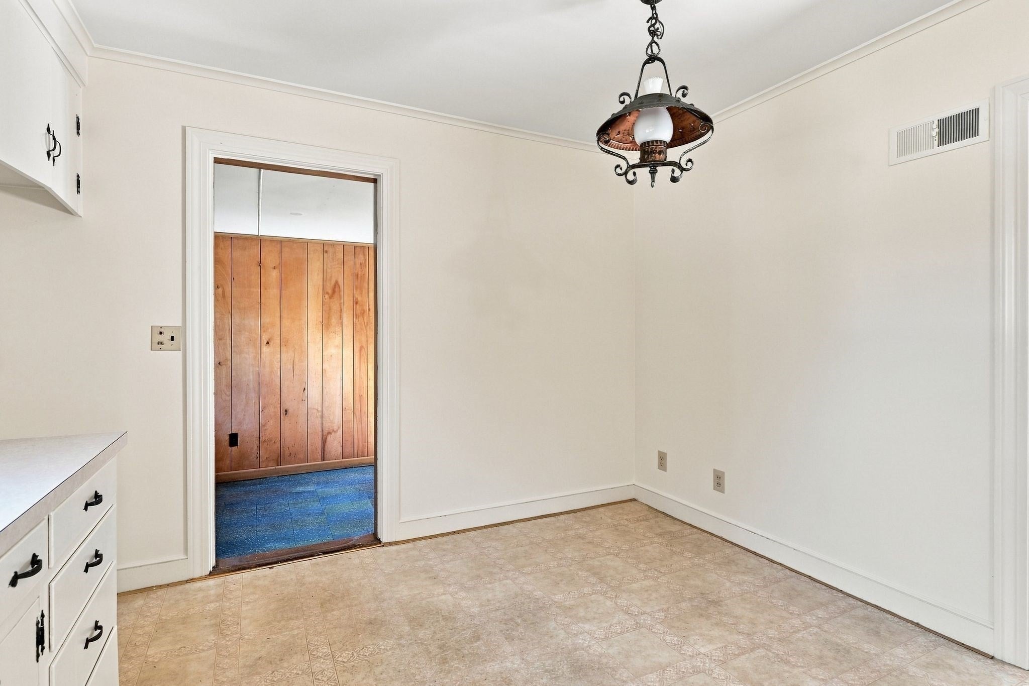 157 Sykes Street, Palmer, MA, 157 Sykes Street, Palmer, MA Photo #8