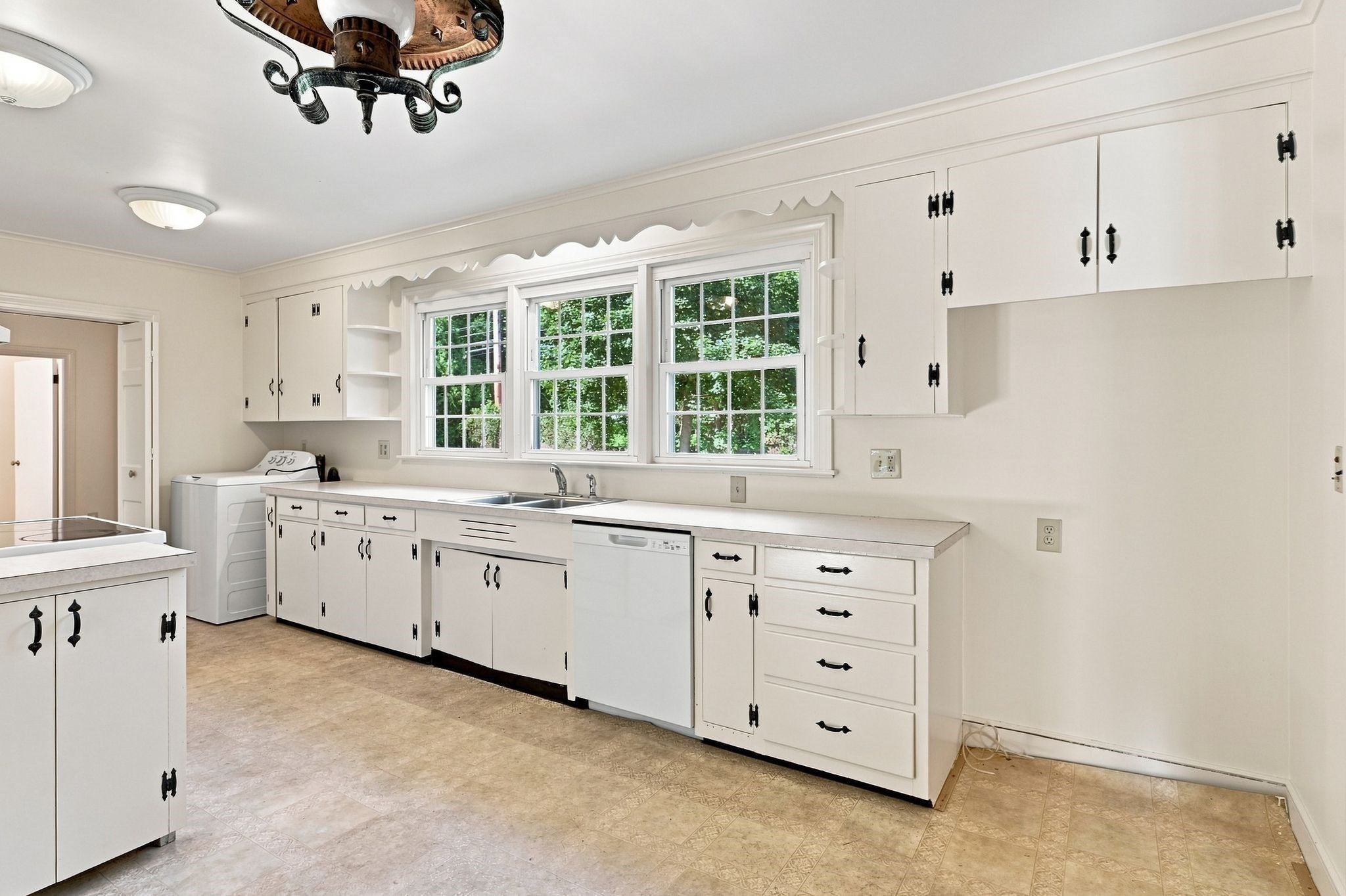 157 Sykes Street, Palmer, MA, 157 Sykes Street, Palmer, MA Photo #10
