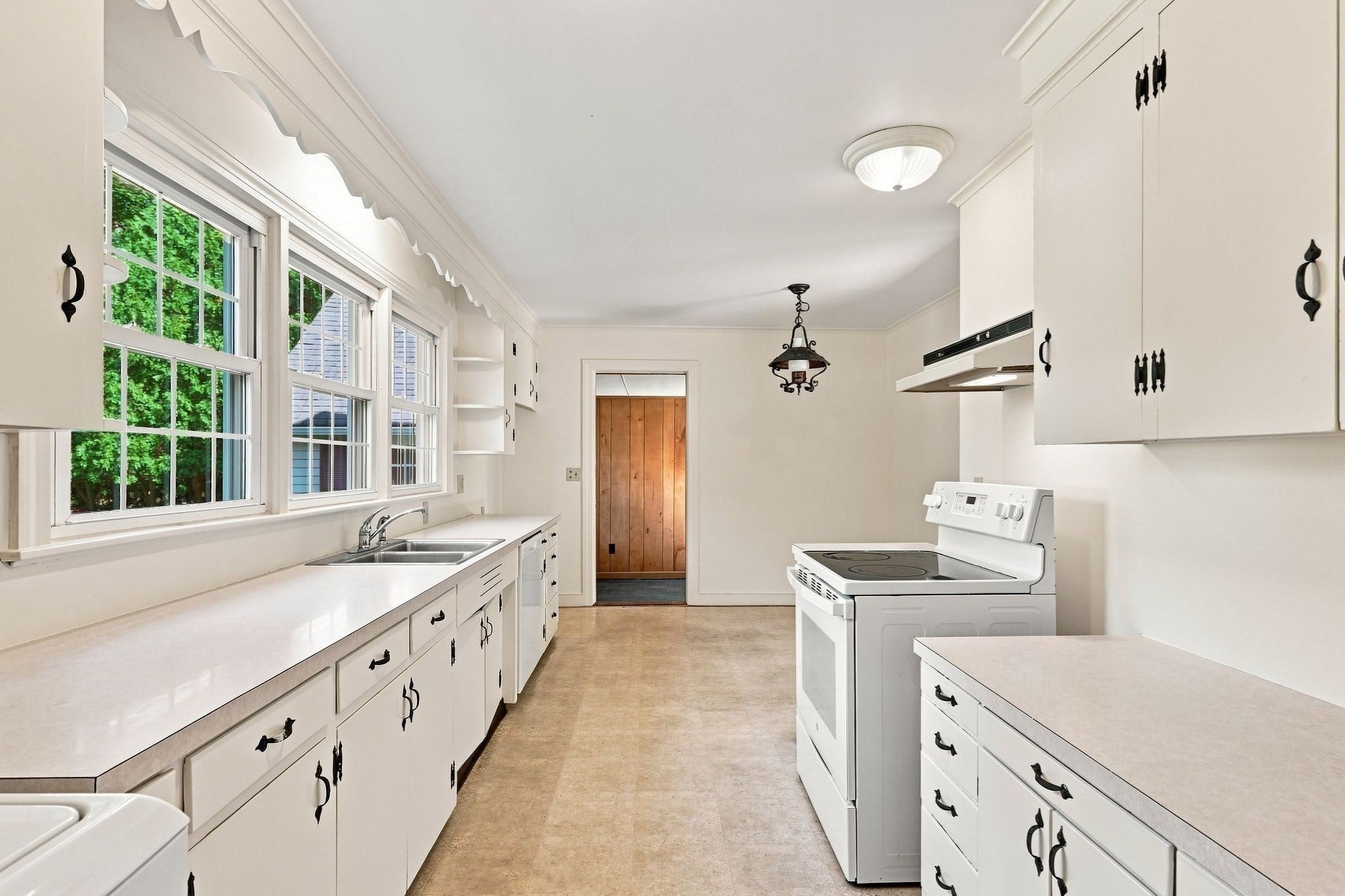 157 Sykes Street, Palmer, MA, 157 Sykes Street, Palmer, MA Photo #12