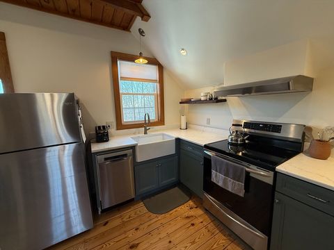 Photo of 131 School St #2R, North Brookfield, MA 01535 (MLS # 73474054)