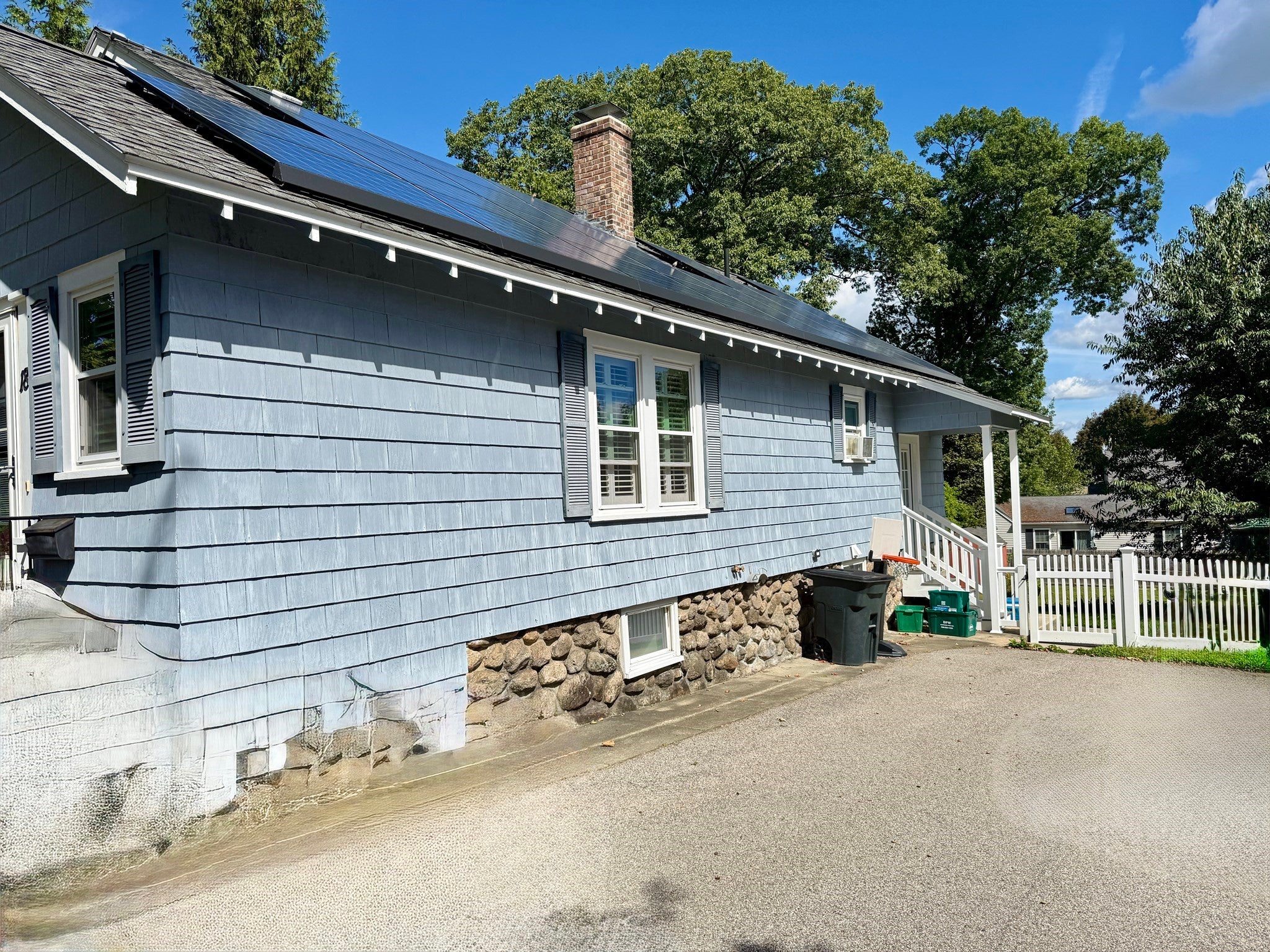 18 Blue Bell Road