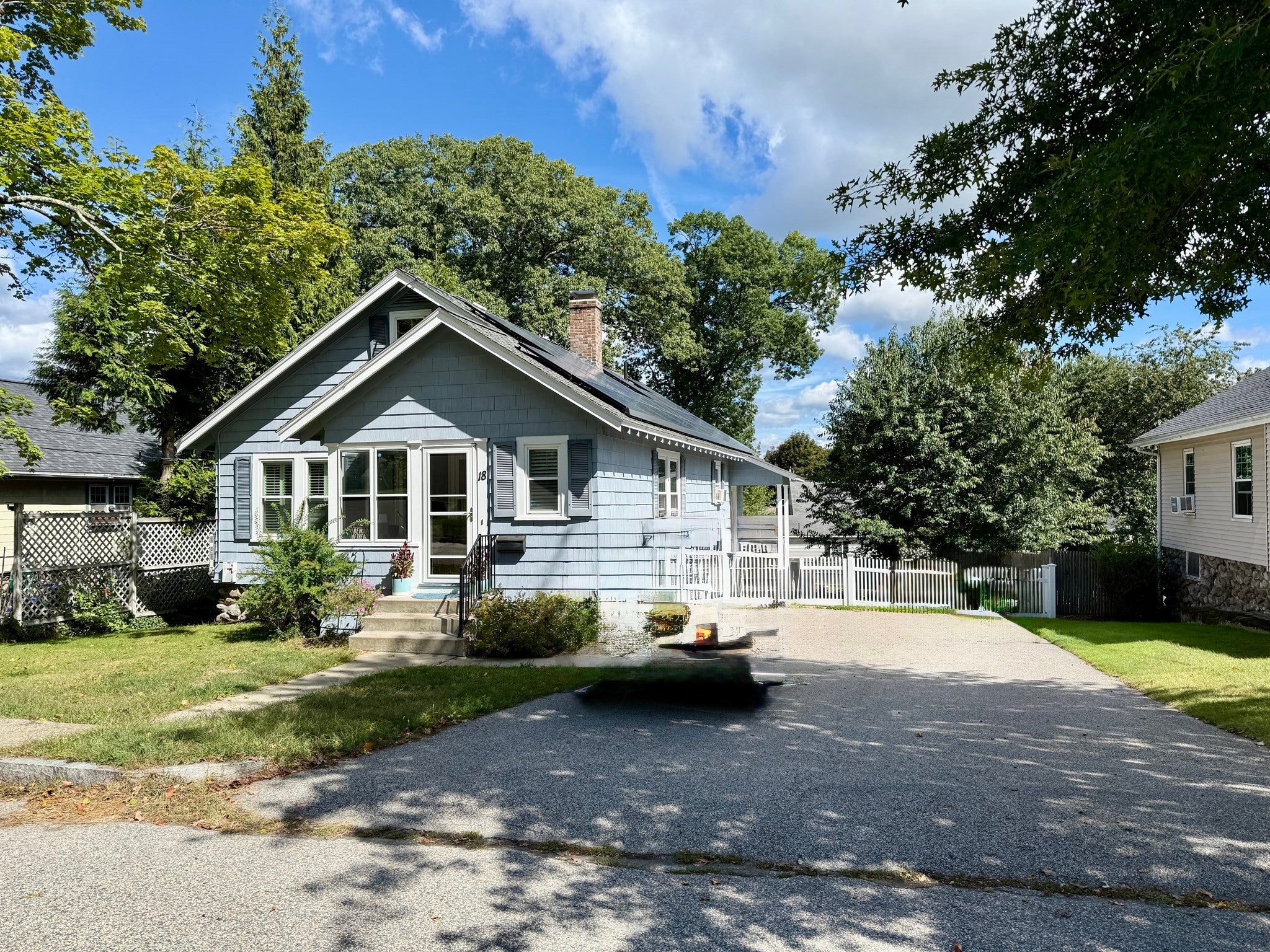 18 Blue Bell Road