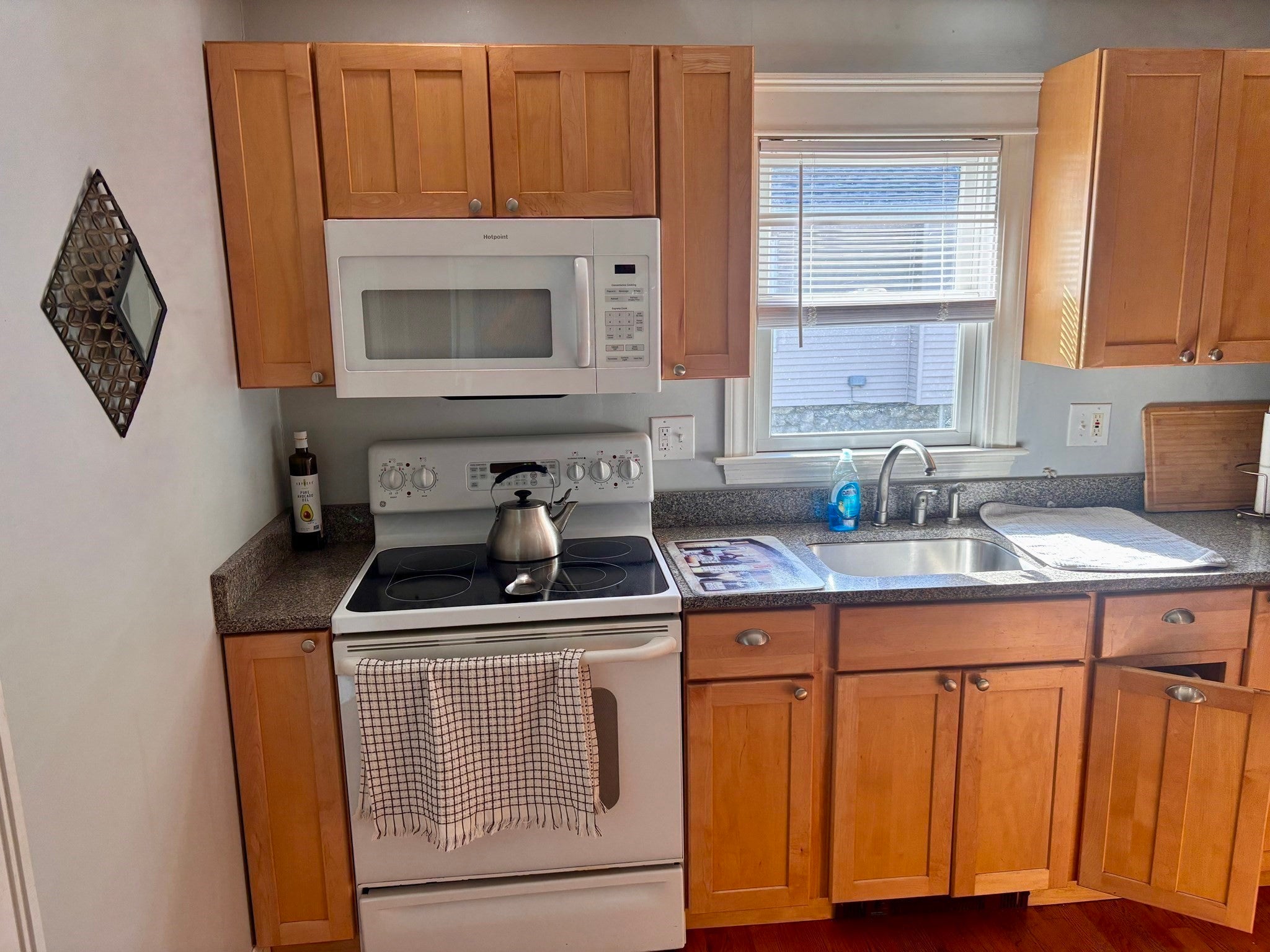 18 Blue Bell Road, Worcester, MA, 18 Blue Bell Road, Worcester, MA Photo #8